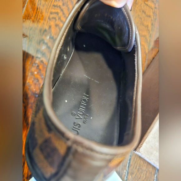 Louis Vuitton Men's US 9 Damier Graphite Punchy Sneaker - Picture 12 of 16